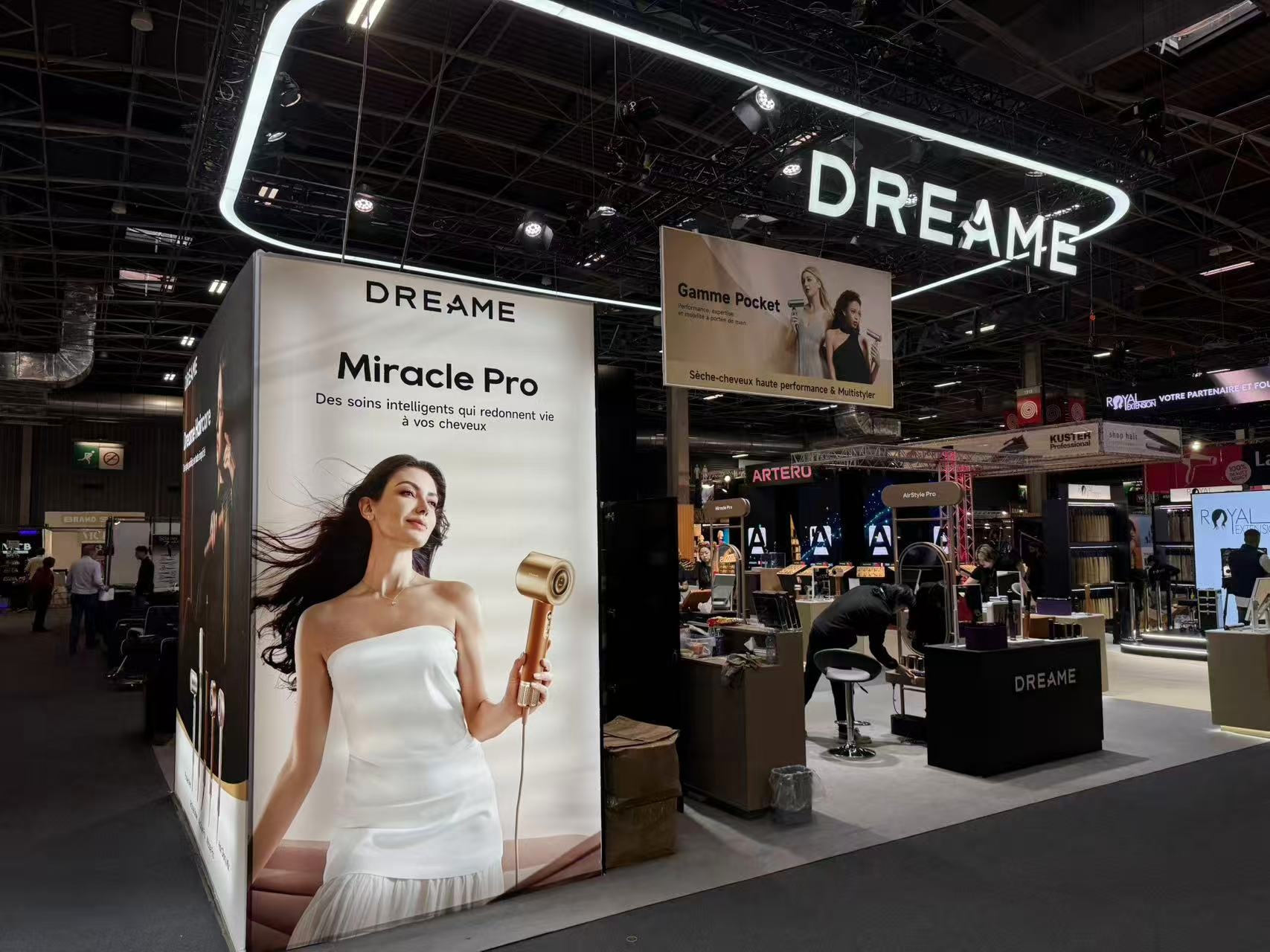 MCB construction case exhibition in France